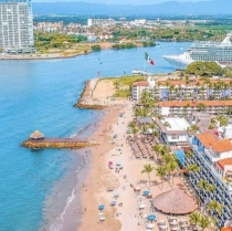 Puerto Vallarta has the perfect climate for tourism all year round
