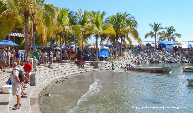 The La Cruz Sunday Market Adeprotur