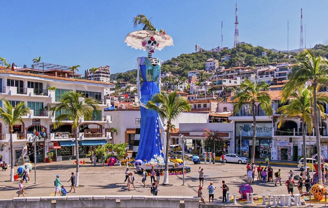 Puerto Vallarta stands tall with ‘The Tallest Catrina in the World’ Guinness World Record